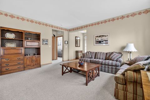 Tiny photo for 507 Homeview Drive, Oswego, IL 60543 (MLS # 12601127)