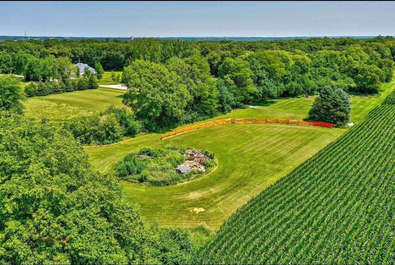 1822 N 2729th Road