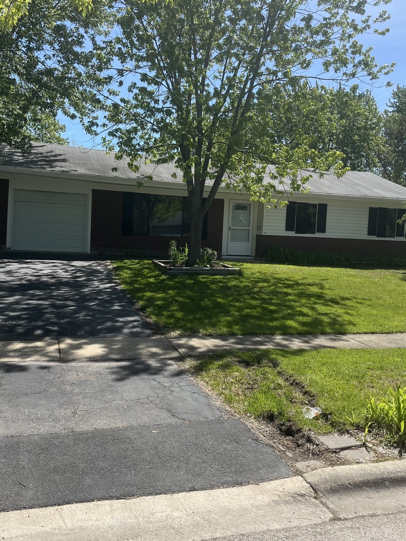 3915 Greenbay Drive