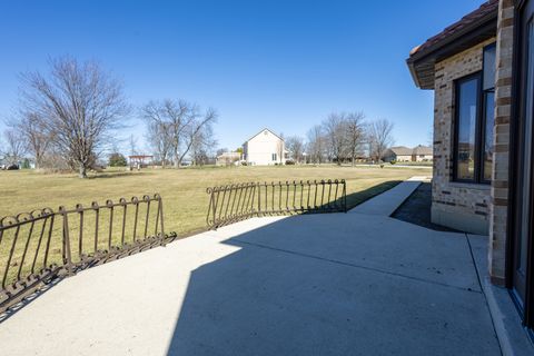 Tiny photo for 2658 E ROYAL RIDGE Drive, Crete, IL 60417 (MLS # 12679208)