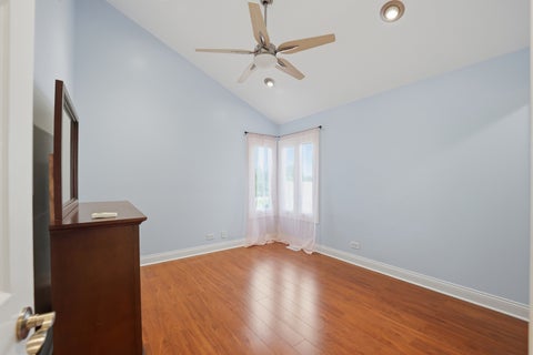 Tiny photo for 304 University Lane #A, Elk Grove Village, IL 60007 (MLS # 12672106)