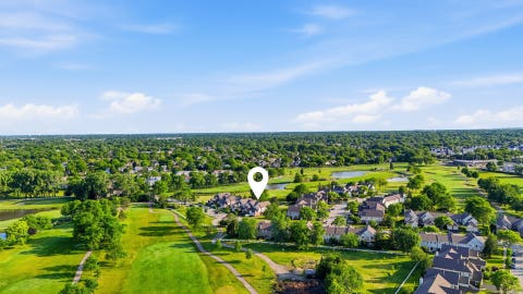 Tiny photo for 304 University Lane #A, Elk Grove Village, IL 60007 (MLS # 12672106)