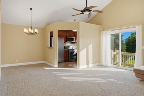 Tiny photo for 304 University Lane #A, Elk Grove Village, IL 60007 (MLS # 12672106)