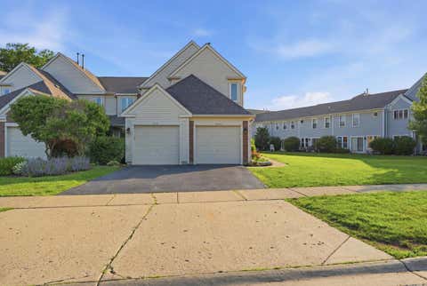 304 University Lane Unit A, Elk Grove Village, IL 60007 - #: 12672106