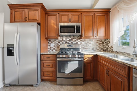 Tiny photo for 304 University Lane #A, Elk Grove Village, IL 60007 (MLS # 12672106)