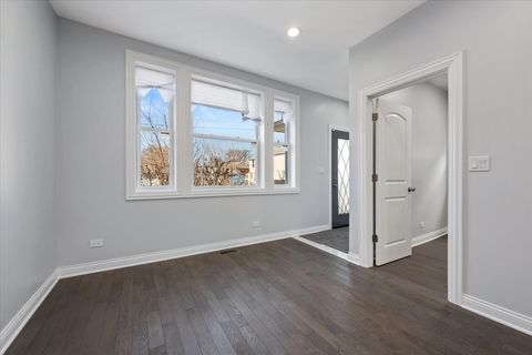 Tiny photo for 4161 S Wells Street, Chicago, IL 60609 (MLS # 12569082)