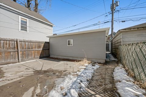 Tiny photo for 4161 S Wells Street, Chicago, IL 60609 (MLS # 12569082)