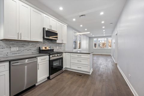 Tiny photo for 4161 S Wells Street, Chicago, IL 60609 (MLS # 12569082)