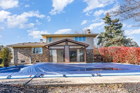 Tiny photo for 15401 Orlan Brook Drive, Orland Park, IL 60462 (MLS # 12516610)