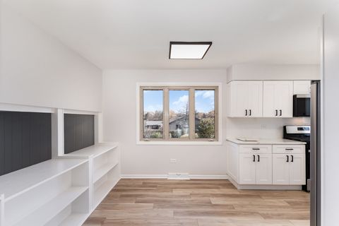 Tiny photo for 15401 Orlan Brook Drive, Orland Park, IL 60462 (MLS # 12516610)