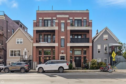 Photo of 3140 N Elston Avenue #3N, Chicago, IL 60618 (MLS # 12489592)