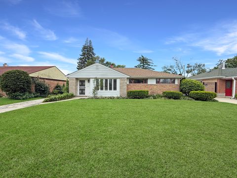 942 W Villa Drive Des Plaines IL 60016
