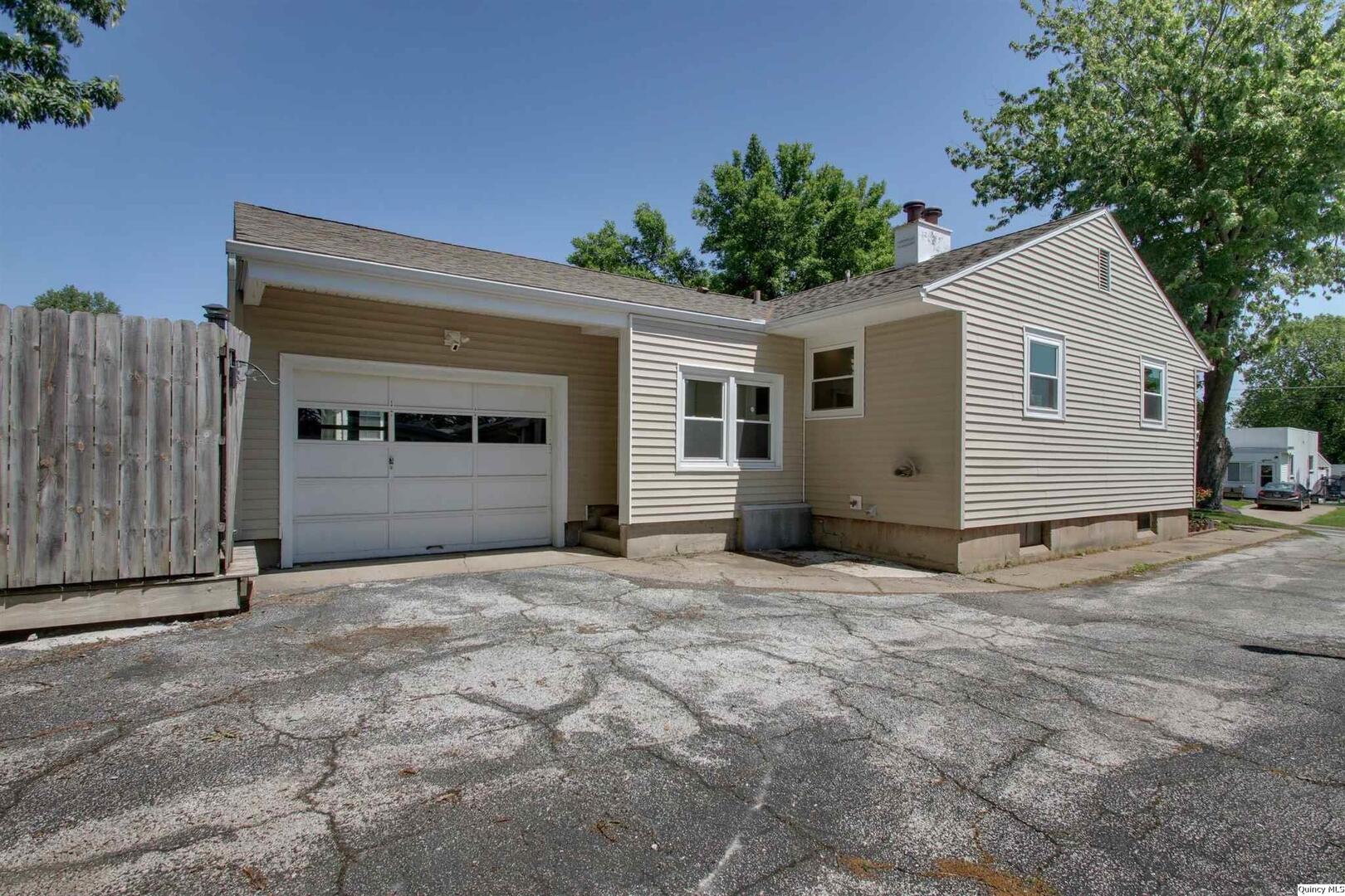 1126 S 16th St.