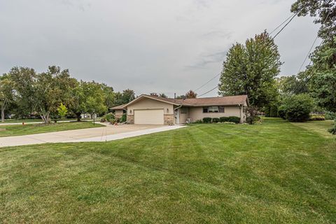 Tiny photo for 1535 Columbine Drive, Schaumburg, IL 60173 (MLS # 12475878)
