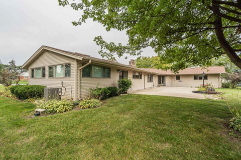 Tiny photo for 1535 Columbine Drive, Schaumburg, IL 60173 (MLS # 12475878)