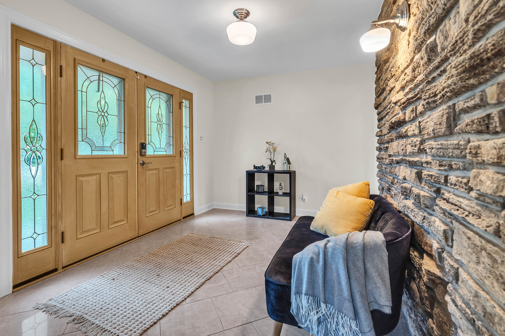 1535 Columbine Drive