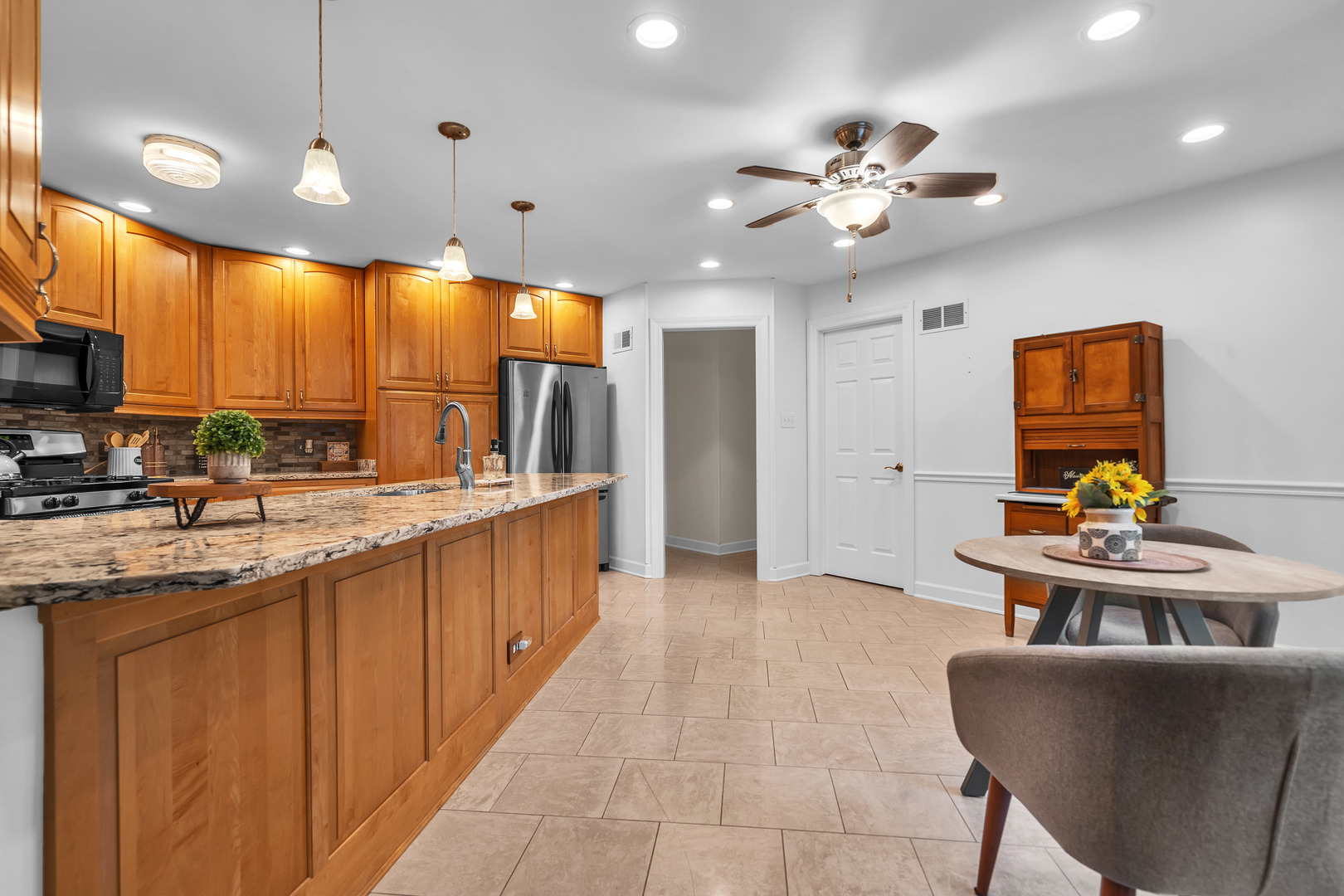 1535 Columbine Drive