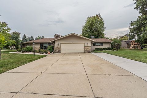 Tiny photo for 1535 Columbine Drive, Schaumburg, IL 60173 (MLS # 12475878)
