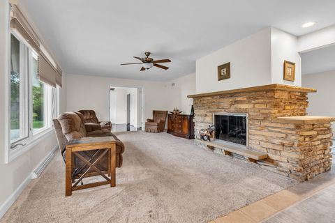 Tiny photo for 1535 Columbine Drive, Schaumburg, IL 60173 (MLS # 12475878)