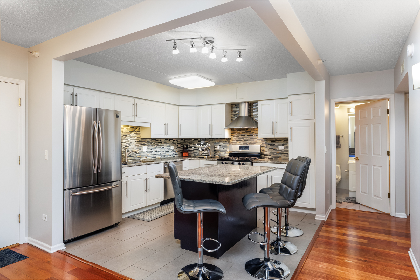 1636 Ashland Avenue 309