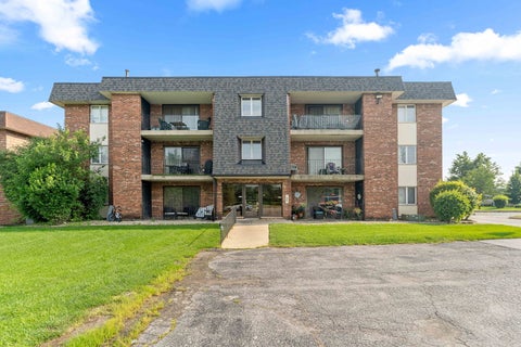 Tiny photo for 9138 W 140TH Street #1NE, Orland Park, IL 60462 (MLS # 12739302)