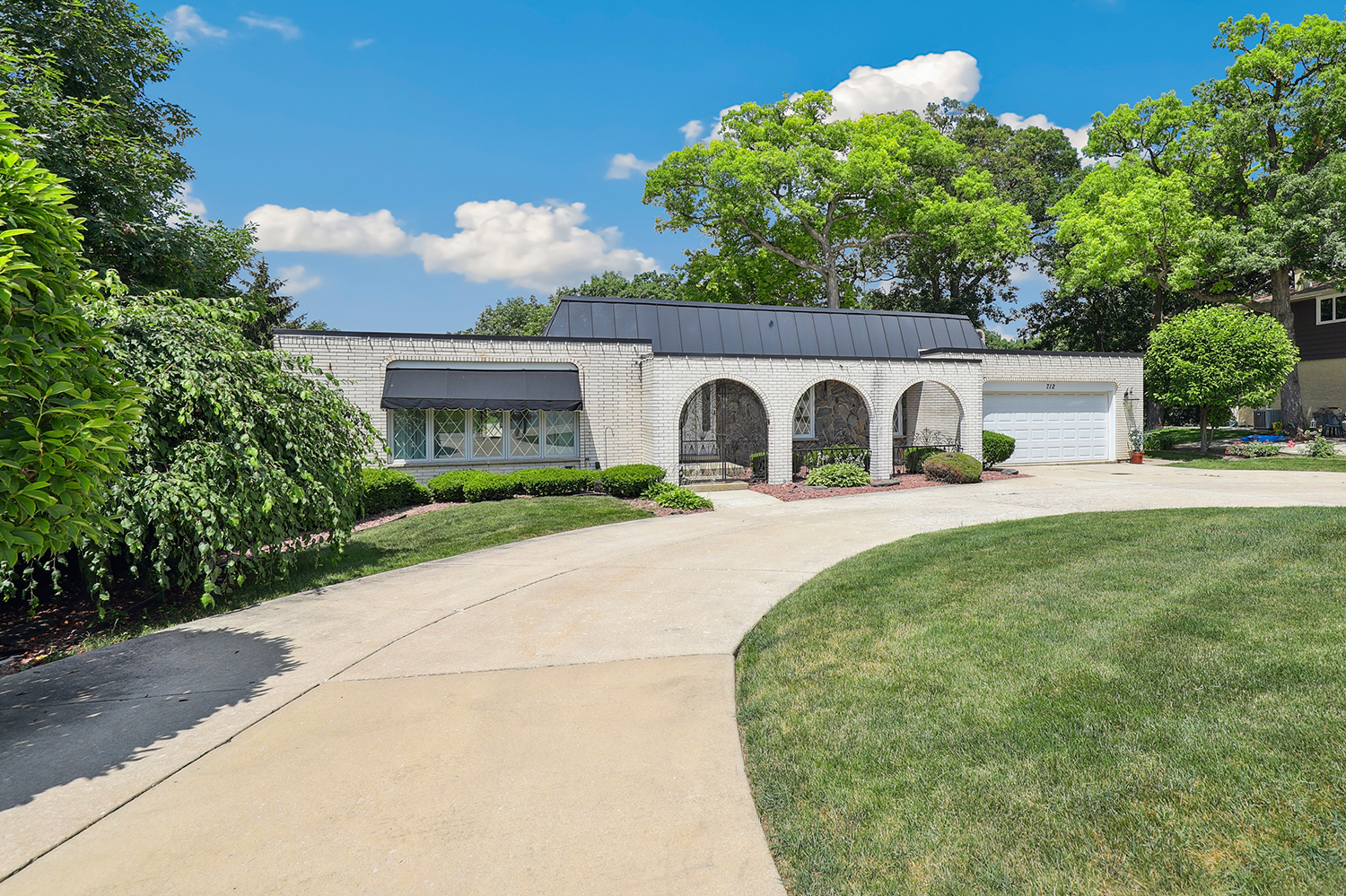 712 Ridge Road