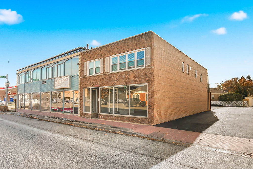 3837 W 95th Street