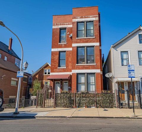 2320 W 21st Street Chicago IL 60608