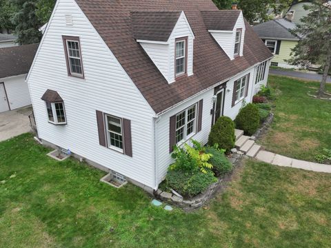 Tiny photo for 18005 Arcadia Avenue, Lansing, IL 60438 (MLS # 12498741)