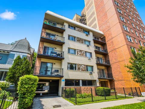 Photo of 5406 S Harper Avenue #502, Chicago, IL 60615 (MLS # 12721422)