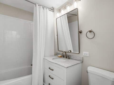 Tiny photo for 5406 S Harper Avenue #502, Chicago, IL 60615 (MLS # 12721422)