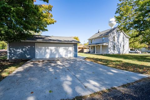 Tiny photo for 305 S Perry Street, Carlock, IL 61725 (MLS # 12502389)
