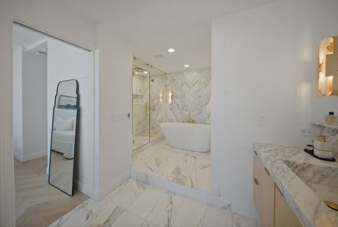 Tiny photo for 111 E Chestnut Street #PH-AB, Chicago, IL 60611 (MLS # 12693222)