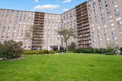 6833 N Kedzie Avenue Unit 701, Chicago, IL 60645 - #: 12640256