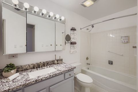 Tiny photo for 707 W Central Road #A6, Mount Prospect, IL 60056 (MLS # 12506215)