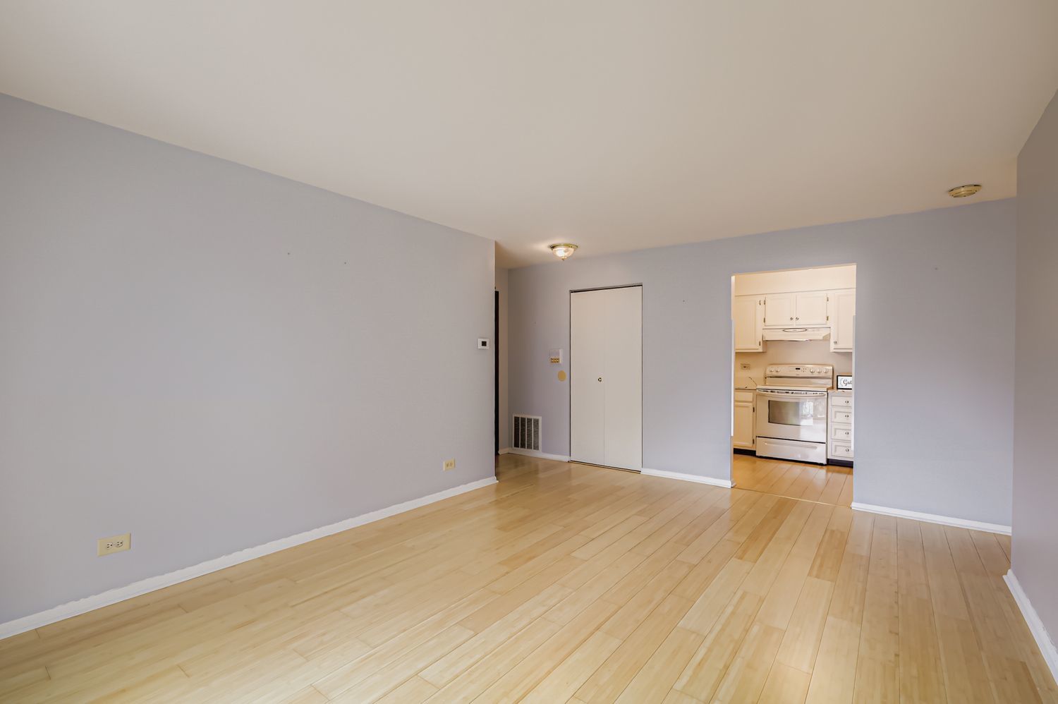 707 W Central Road A6