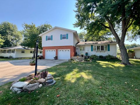 Tiny photo for 17 Park Drive, Villa Grove, IL 61956 (MLS # 12410879)