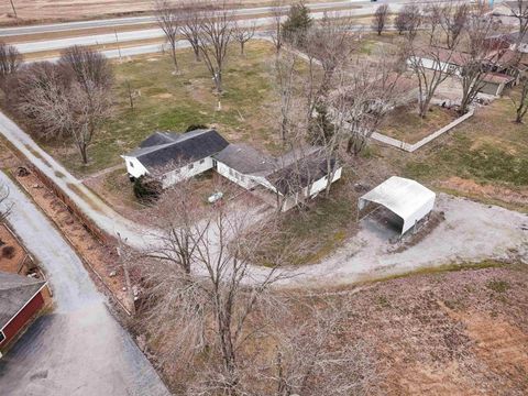 Tiny photo for 15100 Moellers Road, Marion, IL 62959 (MLS # 100000300)