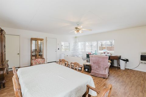 Tiny photo for 15100 Moellers Road, Marion, IL 62959 (MLS # 100000300)