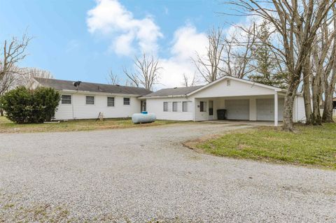 Tiny photo for 15100 Moellers Road, Marion, IL 62959 (MLS # 100000300)