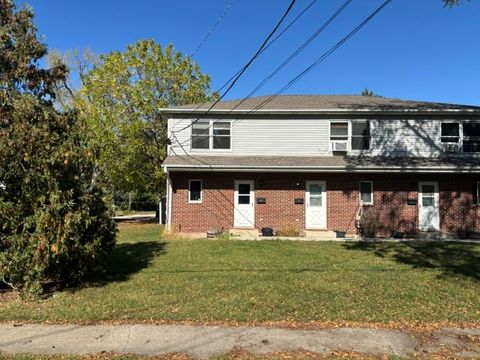 322 W Railroad Street 3 Marengo IL 60152