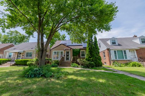 Photo of 1378 Kenilworth Drive, Calumet City, IL 60409 (MLS # 12687331)