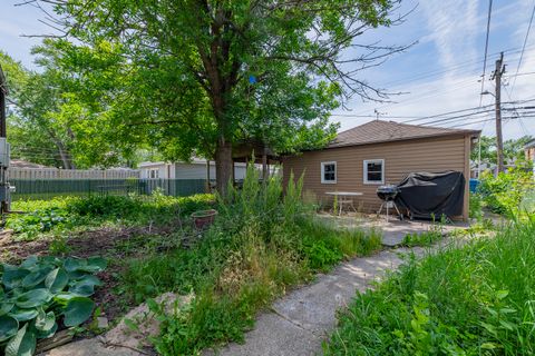Tiny photo for 1378 Kenilworth Drive, Calumet City, IL 60409 (MLS # 12687331)