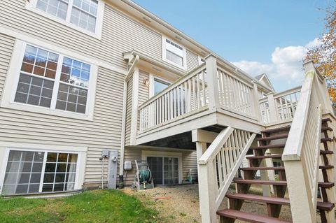 Tiny photo for 354 Vaughn Circle, Aurora, IL 60502 (MLS # 12501605)