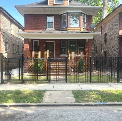 2627 E 74th Place Chicago IL 60649