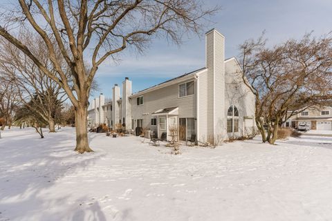 Tiny photo for 122 Brittany Drive, Streamwood, IL 60107 (MLS # 12552887)