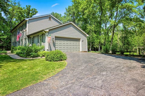 Tiny photo for 6710 Connecticut Trail, Crystal Lake, IL 60012 (MLS # 12717090)
