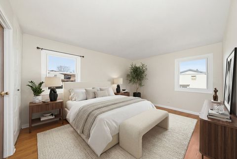 Tiny photo for 1432 James Way, Elk Grove Village, IL 60007 (MLS # 12612550)