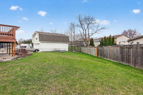 Tiny photo for 1432 James Way, Elk Grove Village, IL 60007 (MLS # 12612550)