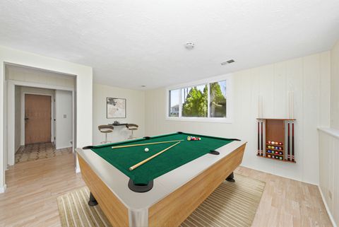 Tiny photo for 1432 James Way, Elk Grove Village, IL 60007 (MLS # 12612550)